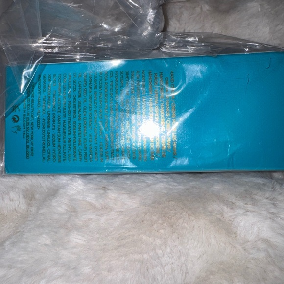 Tom Ford Neroli Portofino Hand Cream in Blue and Gold - Picture 5 of 8